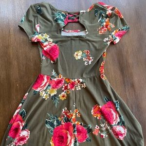 The Perfect Floral Extra Small Dress